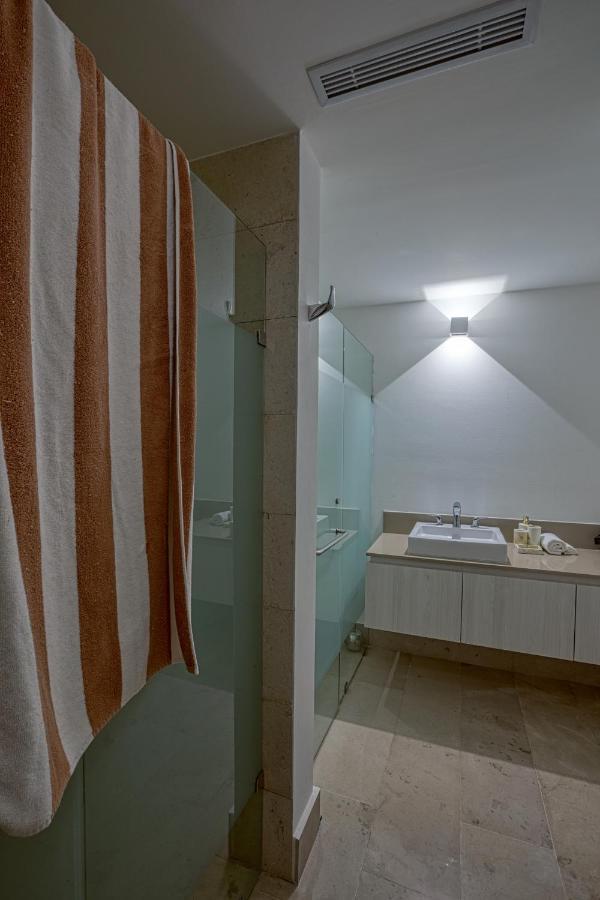 Astonishing Condo With Balcony In A Private Complex With Pool And Gym Playa del Carmen Exterior photo